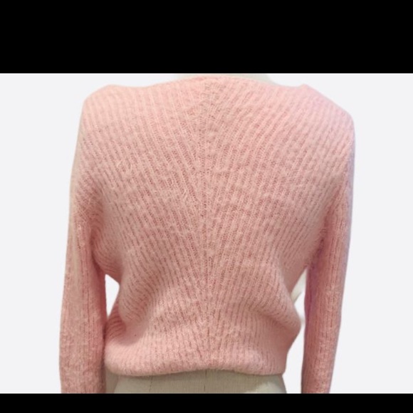 H&M DIVIDED🤩PINK CROP SWEATER KNIT Small v neck - Picture 3 of 4